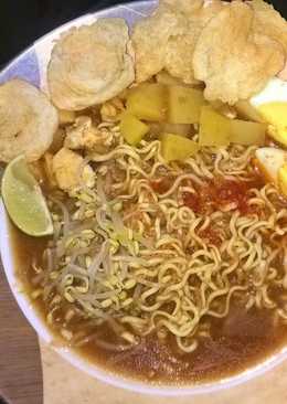 Mie Rebus Medan Komplit