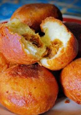 Roti goreng isi enten kelapa
