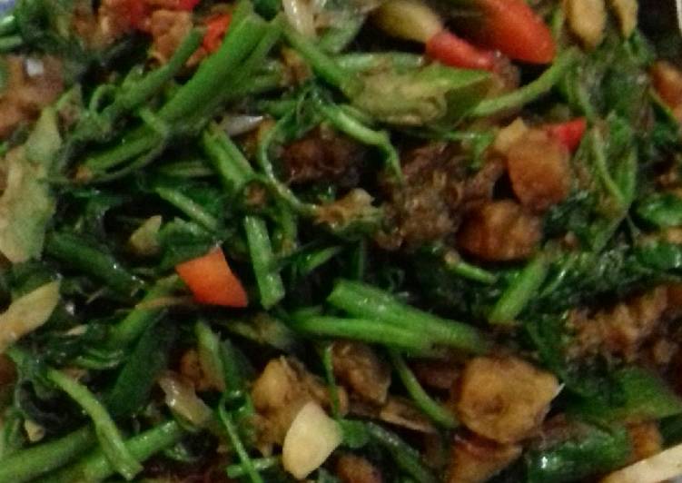 Oseng sakolo (slada air,klothok, &lombok ijo)
