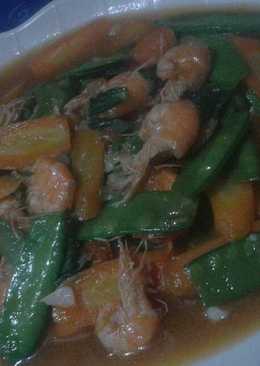 Tumis udang sayur saus tiram