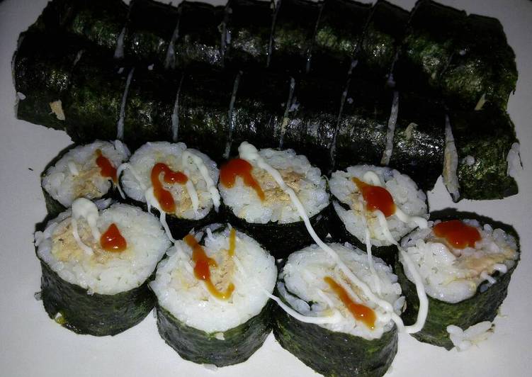 bahan dan cara membuat Sushi tuna mayonaise