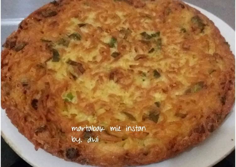 cara membuat Martabak Mie Instan