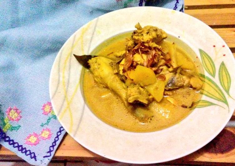 ❂ 3) Opor ayam kuning simple #BikinRamadanBerkesan