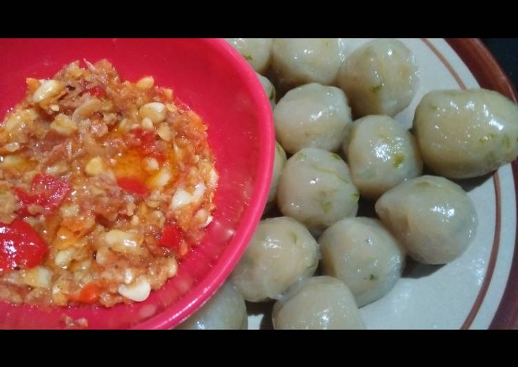 Cilok isi sosis sambal kacang geprek pedas recipe main photo