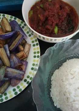 Nasi Uduk Sambal Petai Tempe Terong Goreng