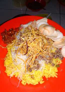 Nasi kuning manado lezaaatt