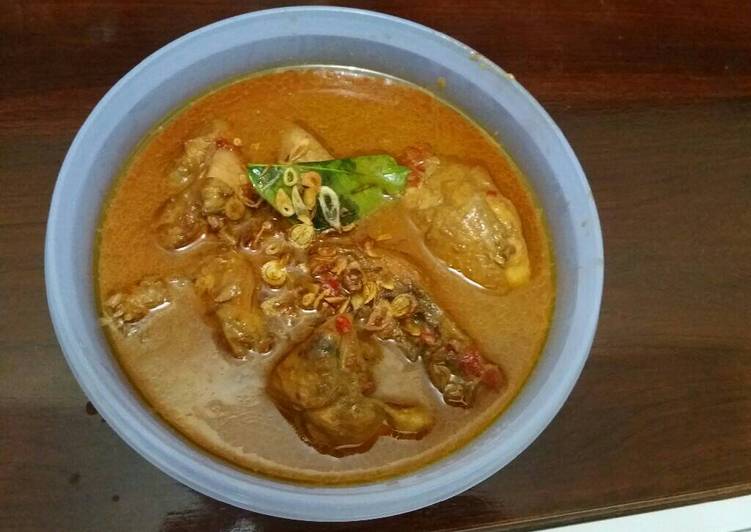 bahan dan cara membuat Ayam santan bumbu kecap