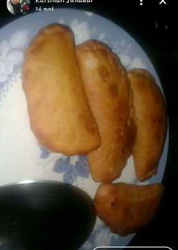 Pastel kriuk tahan lama isi sayur