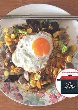 (Cheating day) Indomie goreng sayur telur enakÂ #homemadebylita