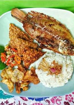 Nasi Liwet Komplit ala Sunda