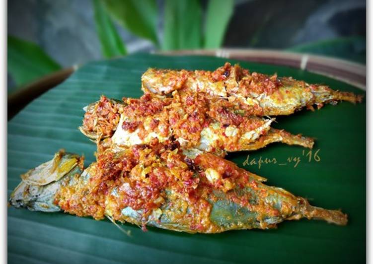 resep lengkap untuk Ikan KEMBUNG BAKAR Padang