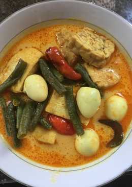 Gulai campur tempe tahu telur puyuh kacang panjang