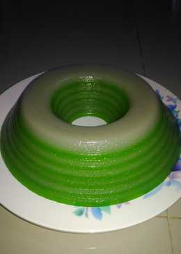 Kue lapis manis gurih