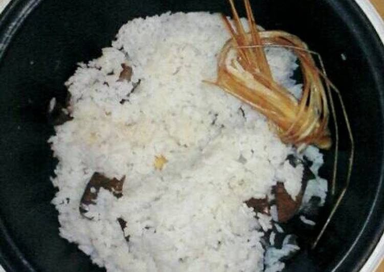 cara membuat Nasi uduk ricecooker sederhana untuk pemasak pemula