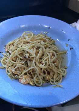 Prawn Aglio Olio - Spaghetti