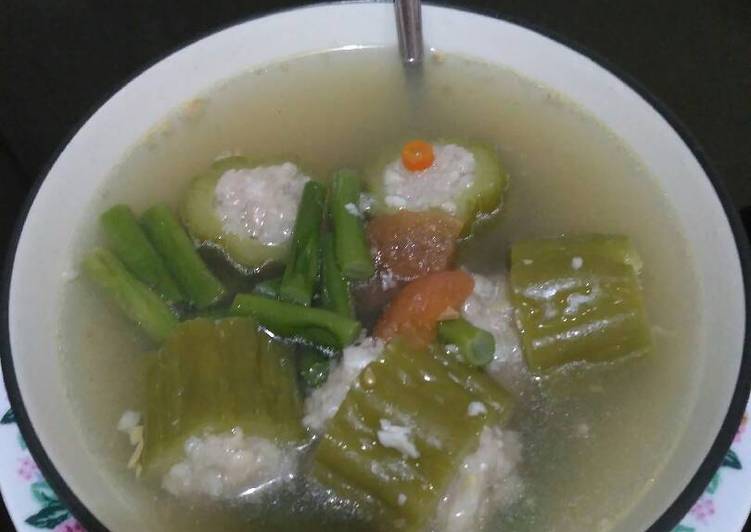 Resep Sup pare daging kuah daun salam Karya Lilin Marinah