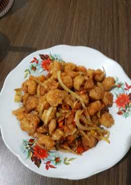 Udang goreng tabur rawit merah