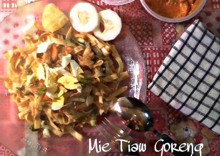 resep lengkap untuk Mie Tiaw Goreng