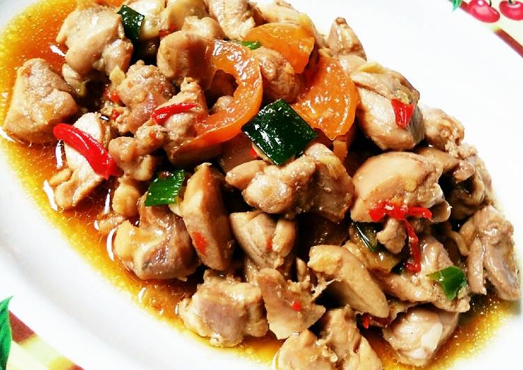  Resep Fillet Ayam Tumis Pedas Manis oleh Indah Triwiartuti 