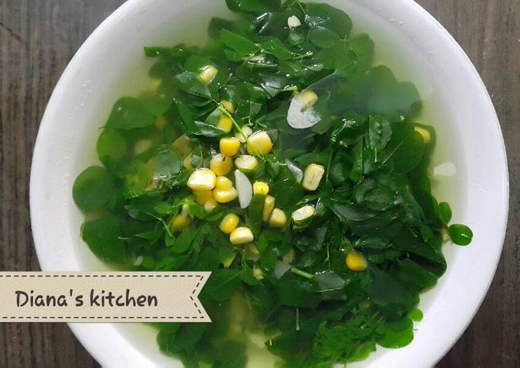 gambar untuk resep makanan Sayur bening daun kelor