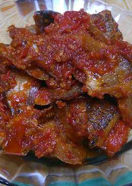 Balado ikan asin gabus