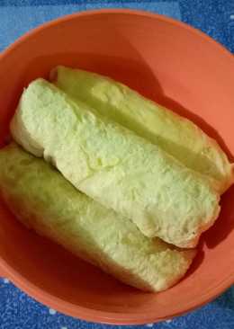 Telur dadar isi nasi goreng