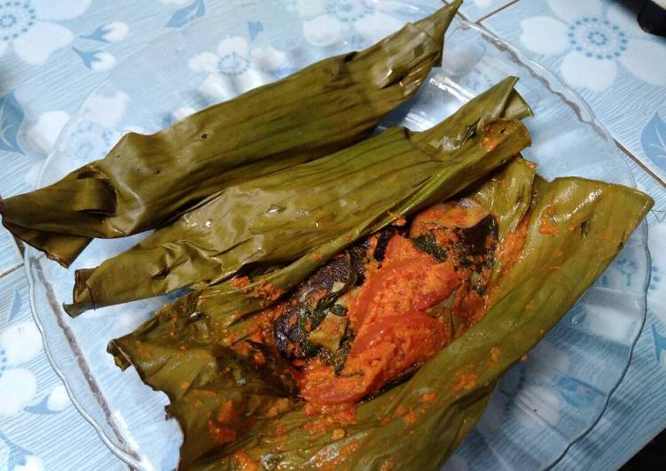 resep lengkap untuk Pepes Ikan Lele ??