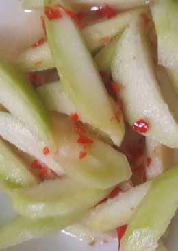Manisan plum / mangga muda