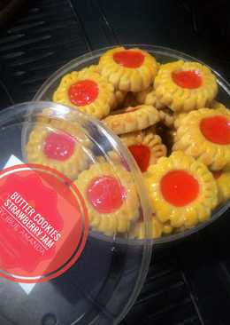 Butter Cookies strawberry jam