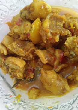 Rica-rica ayam mak nyoss.