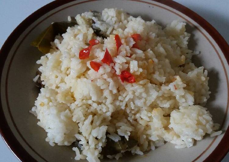 gambar untuk resep makanan Nasi liwet magicom