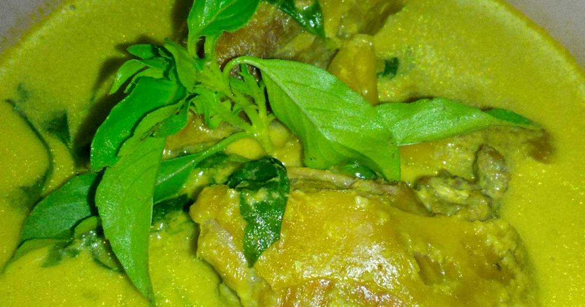 Resep Gulai Ayam Kampoeng Kemangi ala Sukmawati Zaen