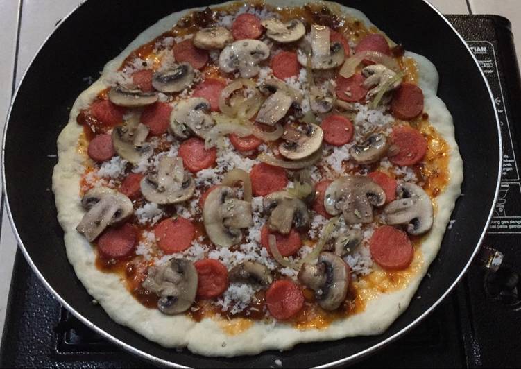 gambar untuk resep makanan Pizza Teflon Homemade