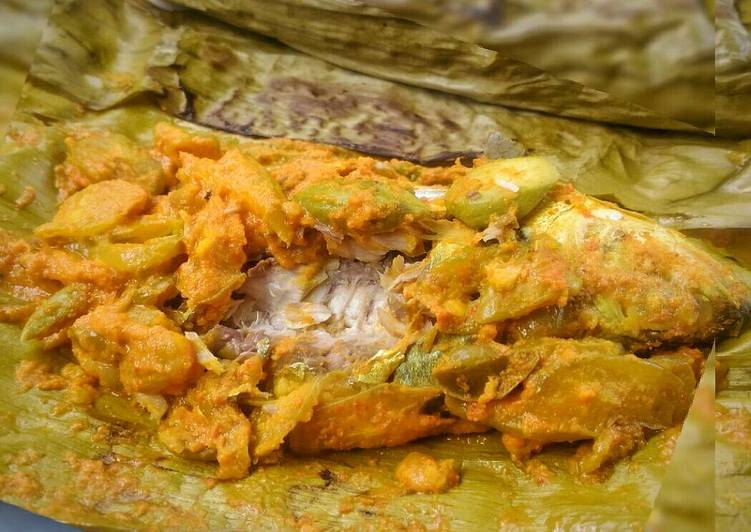 Resep Pepes teropong dengan pete #pr_masakanbungkusdaun Oleh Nyitnyit
Junietha