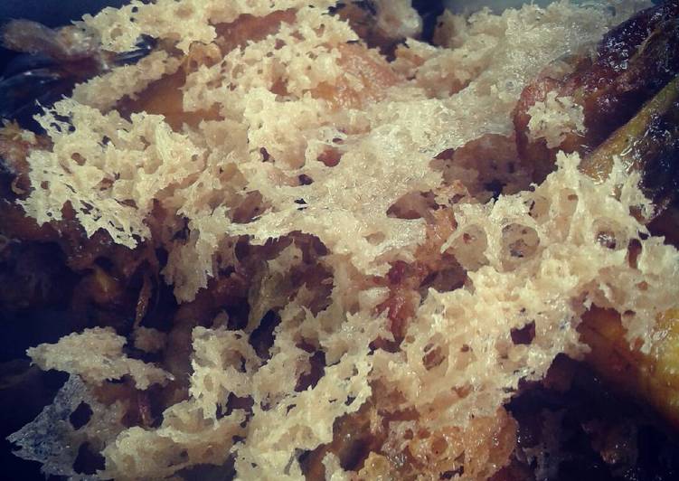 resep masakan Ayam goreng kremes sambel trasi