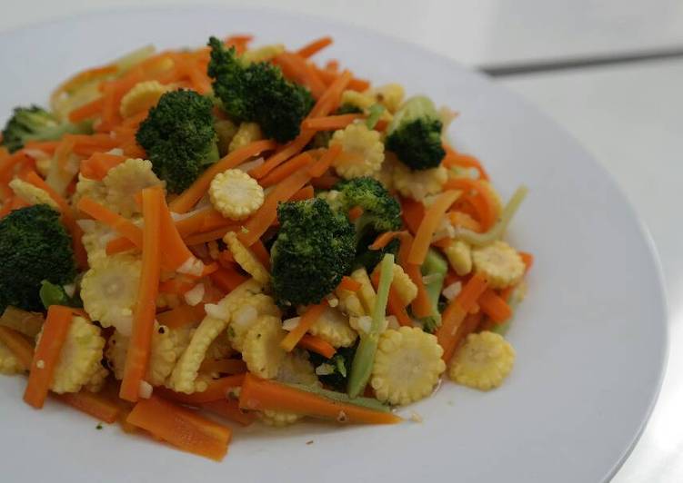 gambar untuk resep Tumis Mix Vegetables (baby corn/jagung muda, brokoli, dan wortel