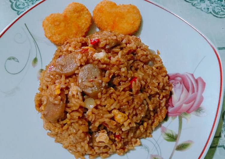 bahan dan cara membuat 19. Nasi Goreng Sederhana