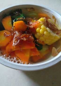 Sayur bening oyong wortel