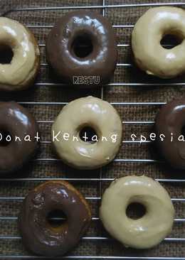 Donat Tepung Kentang dengan Toping kekinian