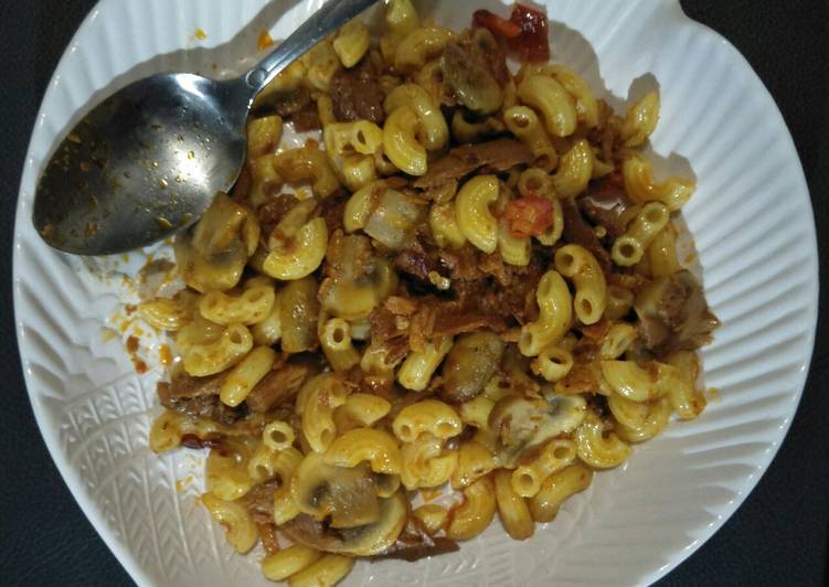 bahan dan cara membuat Macaroni tuna jamur