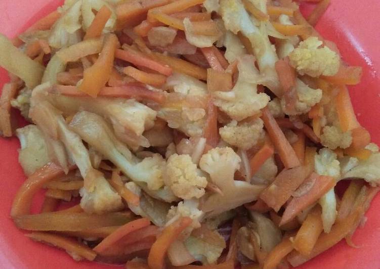 Resep Tumis kol dan wortel ala anak kos Dari Ulfi Ltf