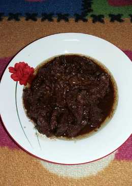 Lapis Daging Sapi Pedes Manis