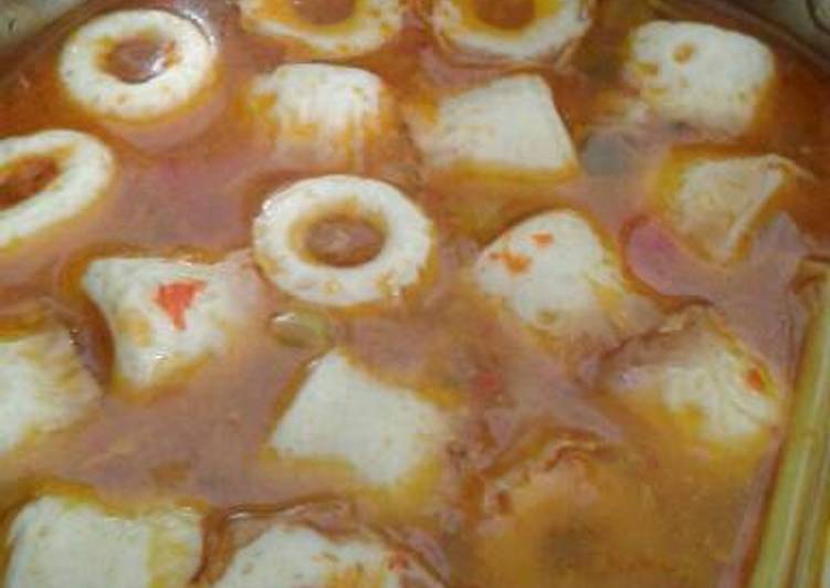 gambar untuk cara membuat Chikuwa & cumi kuah tomyam sederhana