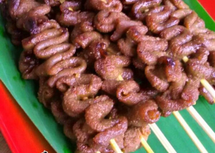 cara membuat Sate Usus Bumbu Bacem