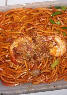Mie lidi goreng pedas