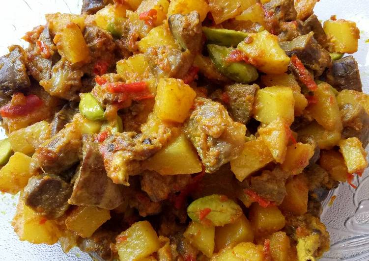 resep makanan Sambal goreng kentang, hati ayam dan petai