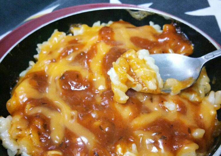 Fusilli chese bolognese meleleh tanpa telur