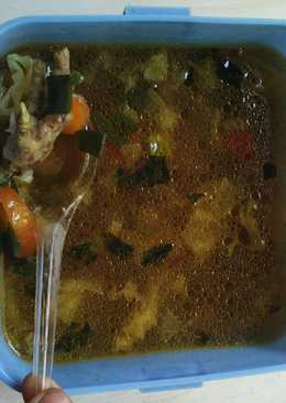 Sop ayam ceker pedas simpel