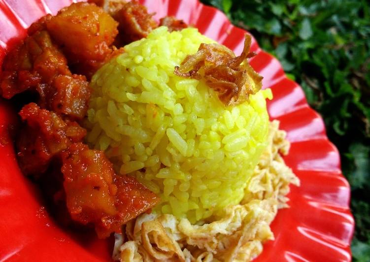 gambar untuk cara membuat Nasi Kuning ?? Magicom super Praktis - FLo