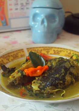 Kepala Ikan Bumbu Kuning Kemangi